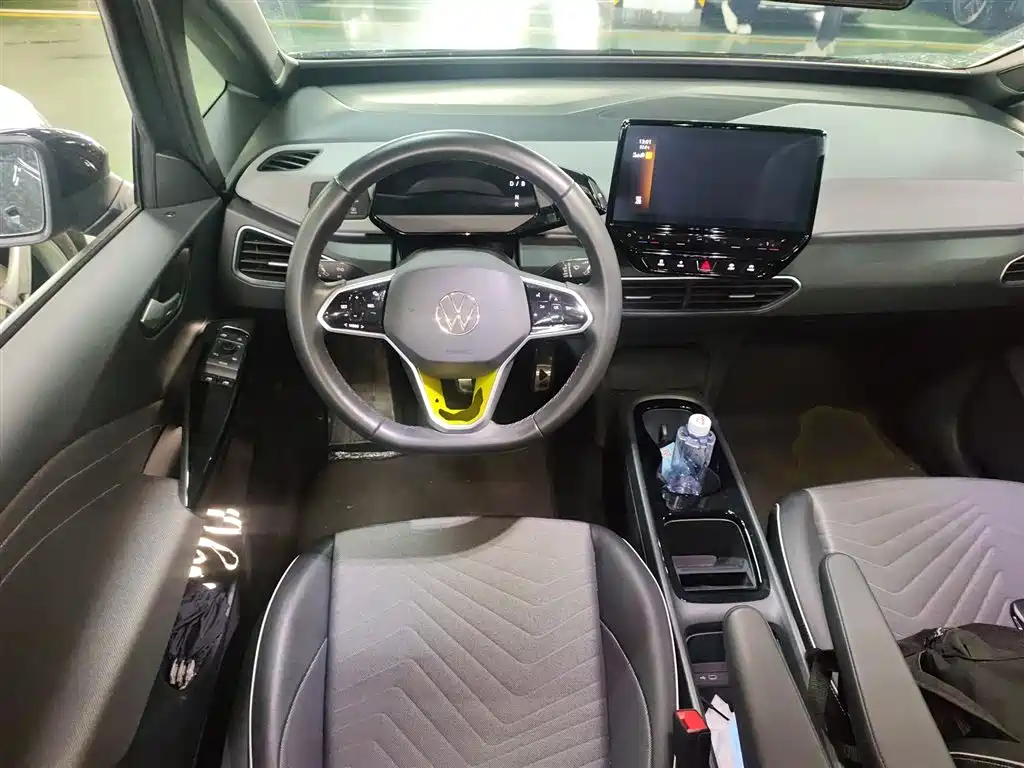 Volkswagen ID.3 2023 Upgraded Pure Intelligence Edition фото 7