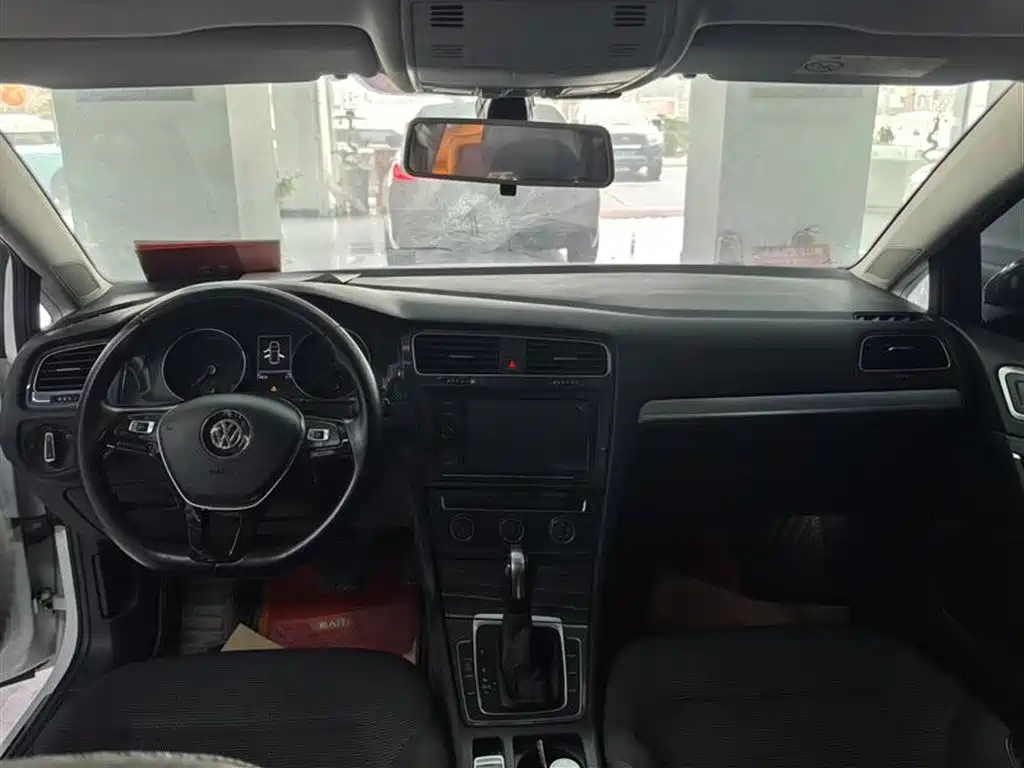 Volkswagen Golf 2019 280TSI DSG Comfort China VI фото 8