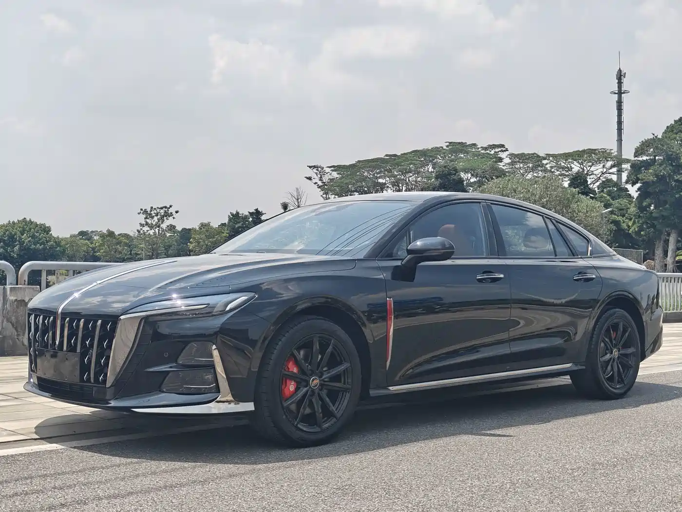 Hongqi H6 2025 2025 Model 2.0T Fashion Edition
