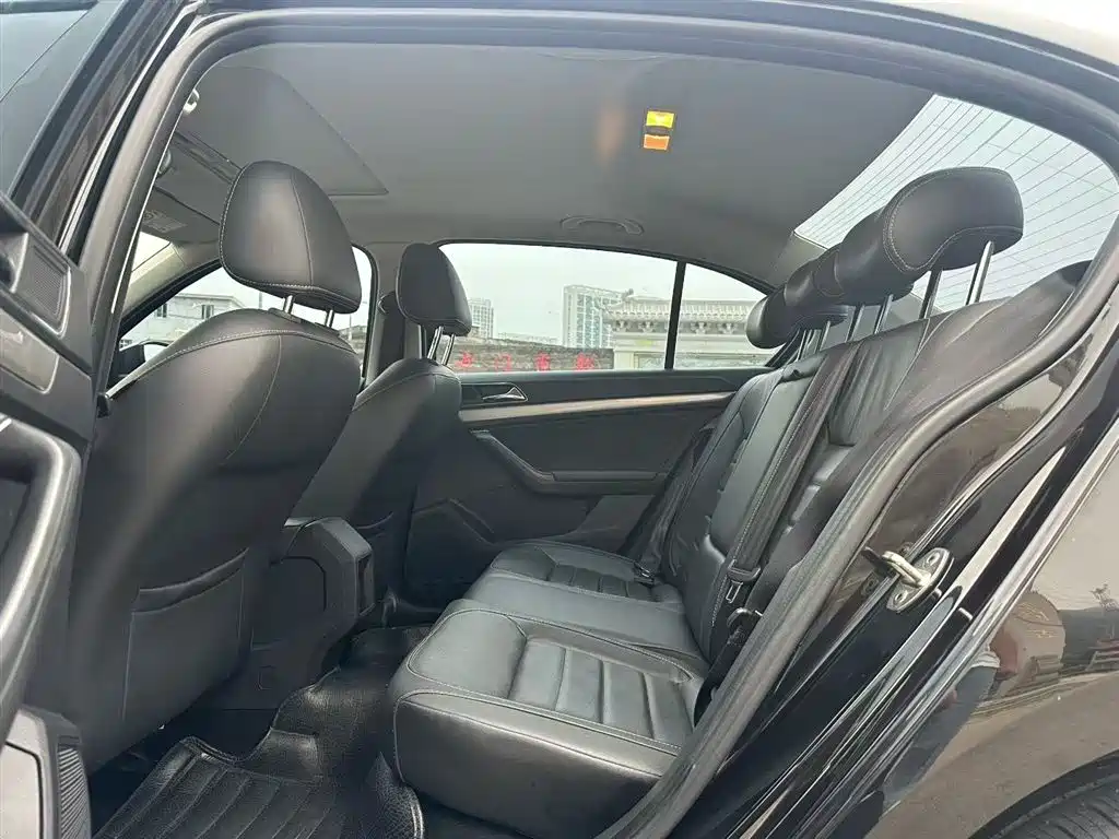 Volkswagen Lavida 2017 230TSI DSG Comfort Edition фото 5