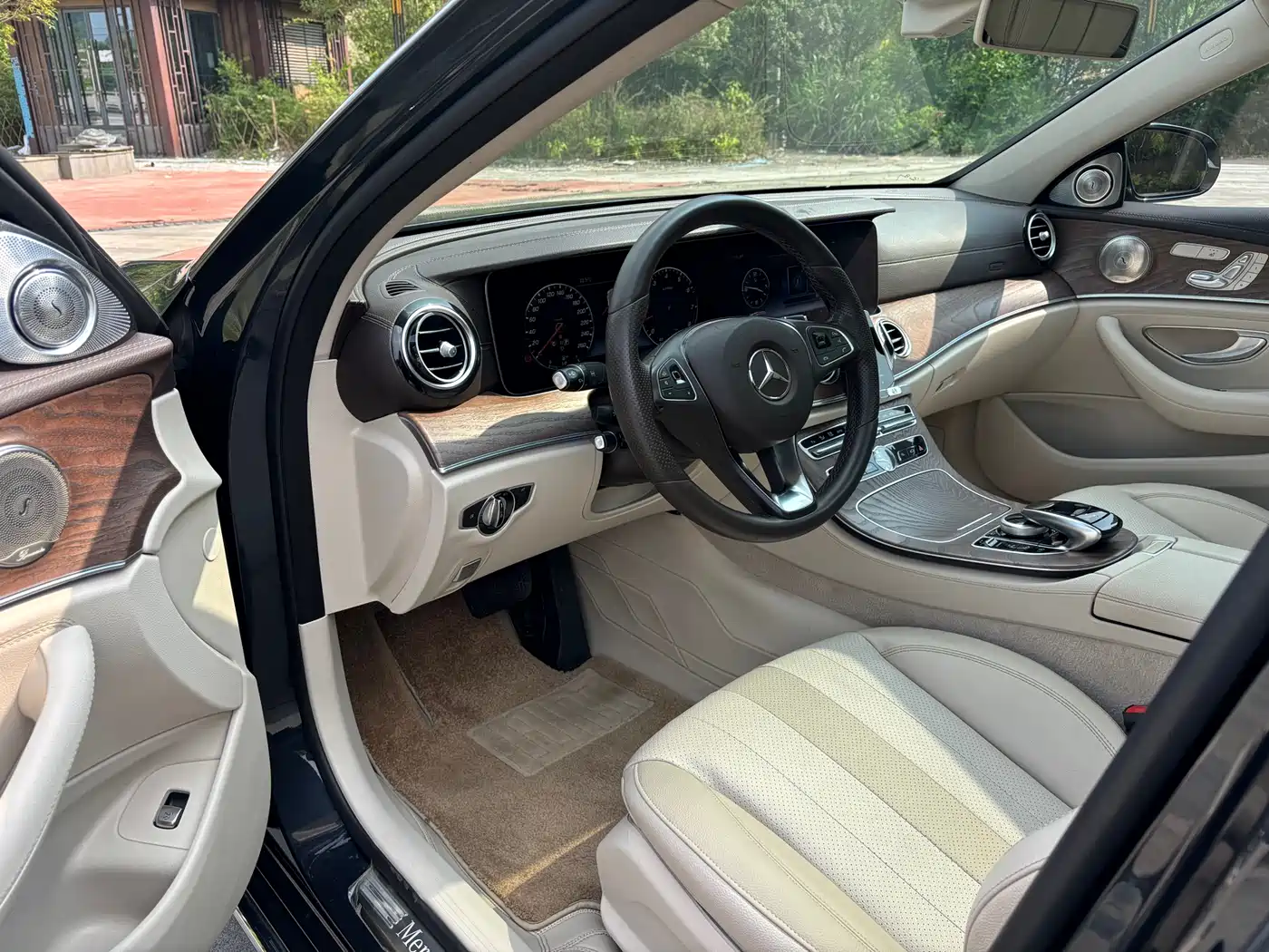 Mercedes-Benz E-Class 2018 Facelift E 300 L Fashion фото 4