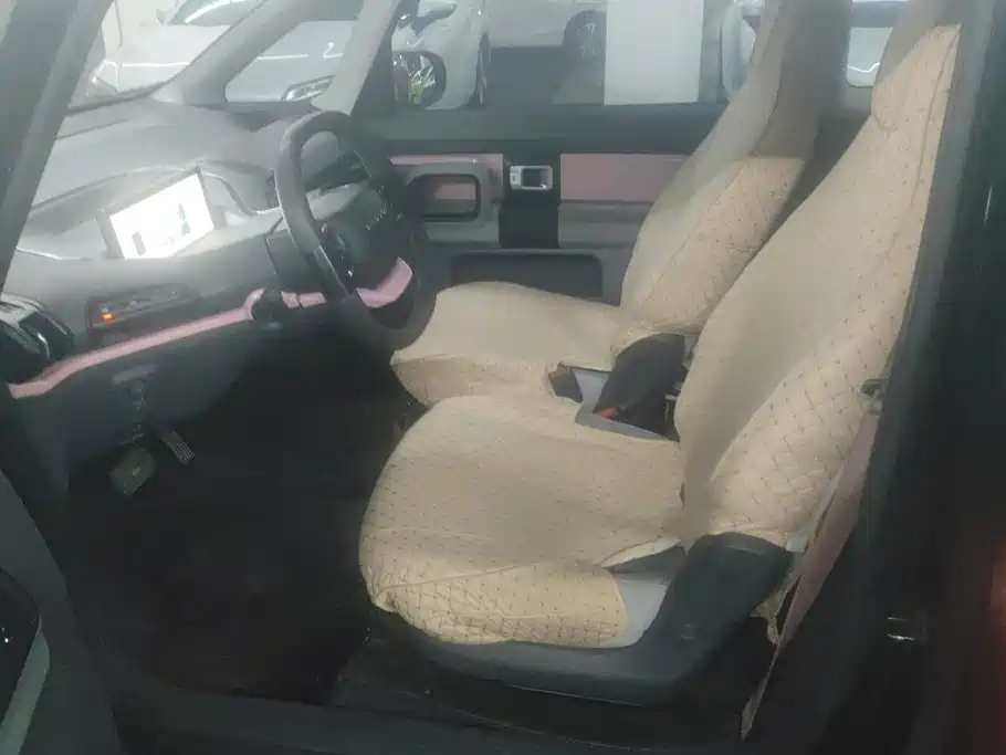 Baojun E300 2020 2020 Stellar Smart Fun Edition