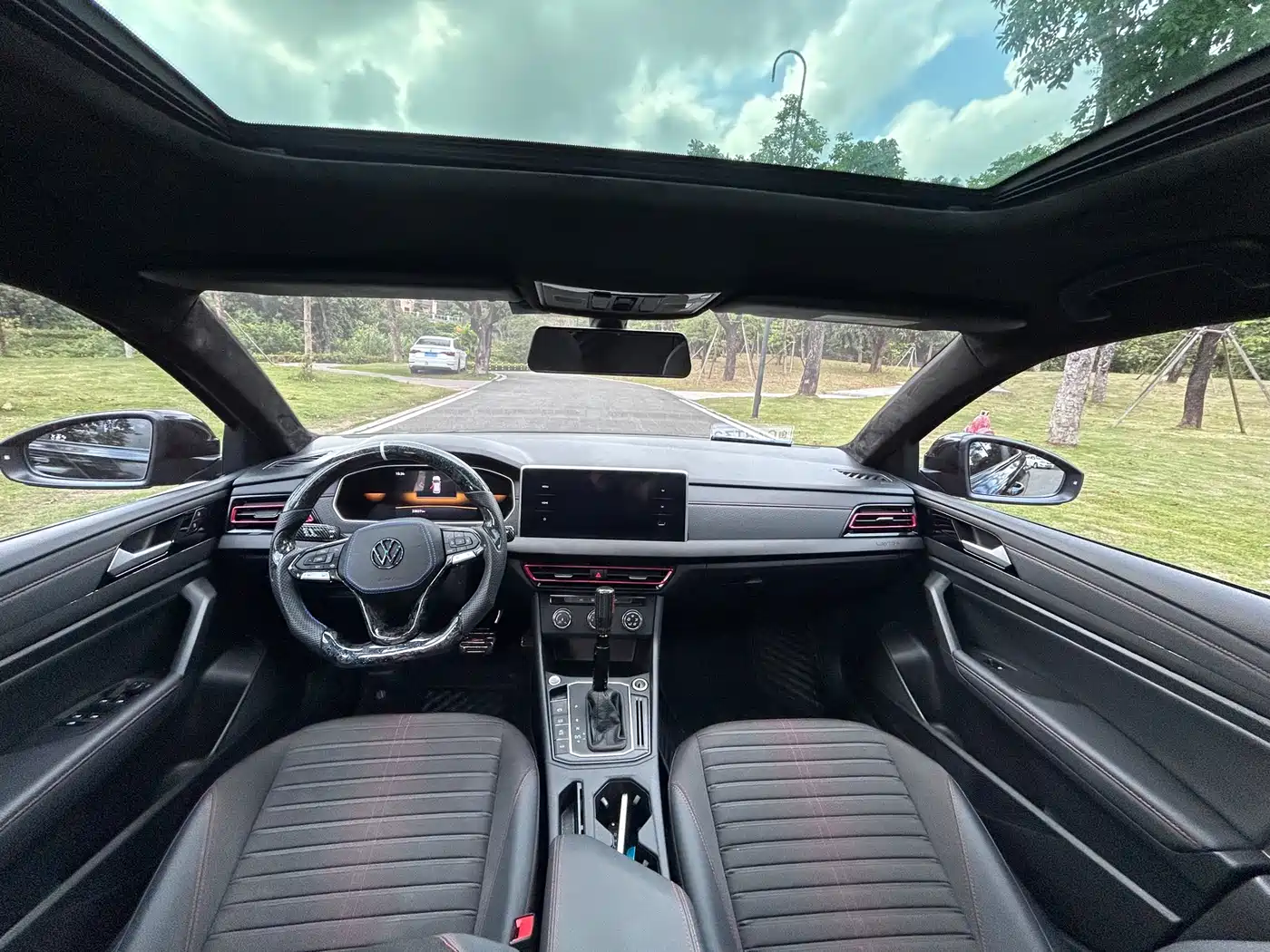 Volkswagen Lavida 2023 280TSI DSG Starlight Comfort Edition фото 4