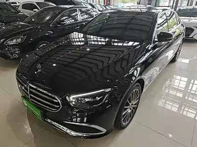 Mercedes-Benz E