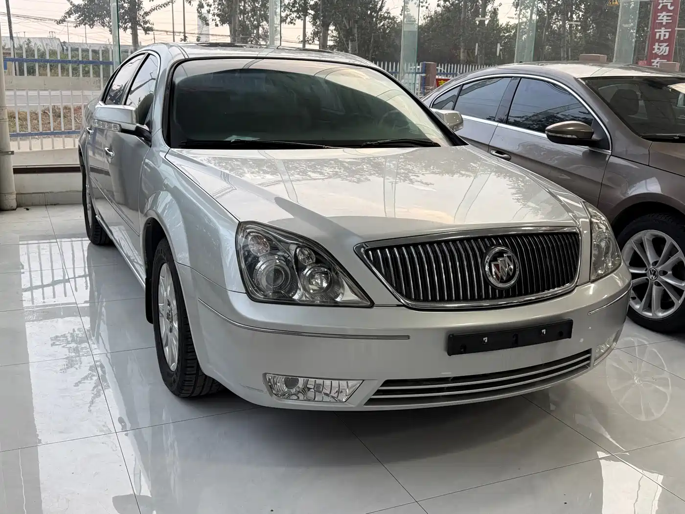 Photo 2 - Buick LaCrosse