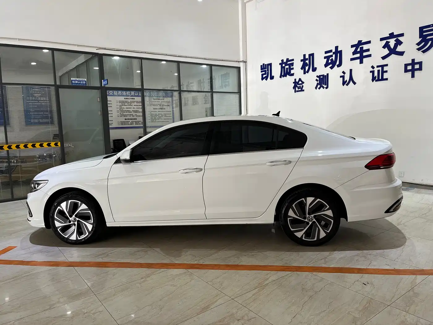 Volkswagen Bora 2023 200TSI DSG Yuexing PRO Edition фото 7