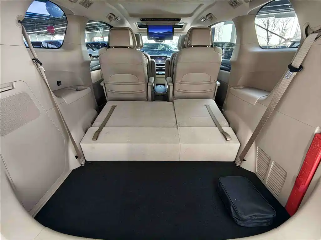 Buick GL8 New Energy 2025 Land Honor Premium Edition 7-Seater фото 32