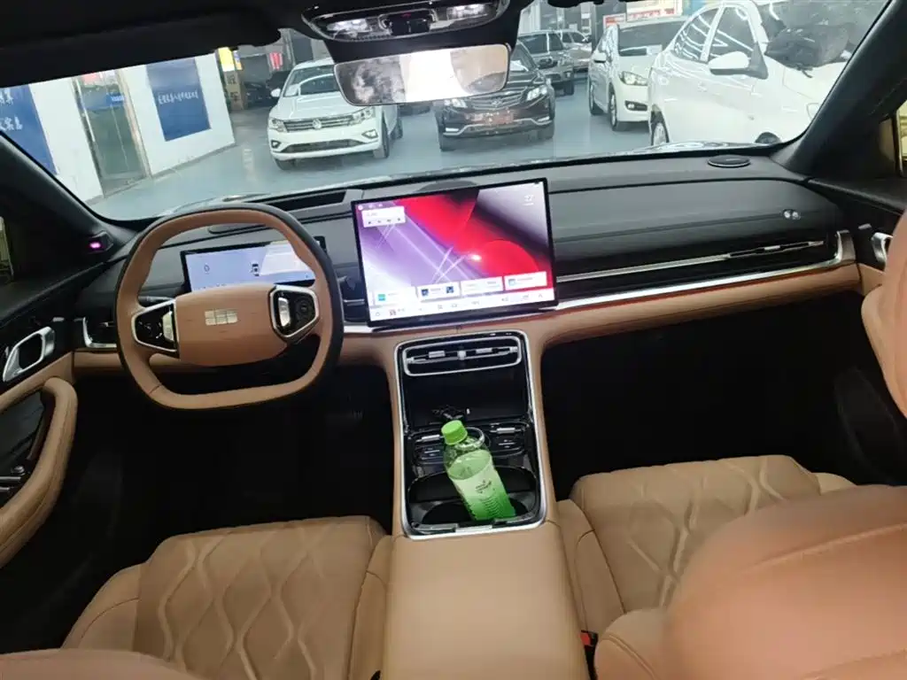 Geely Galaxy Galaxy A7 2025 EM-i фото 10