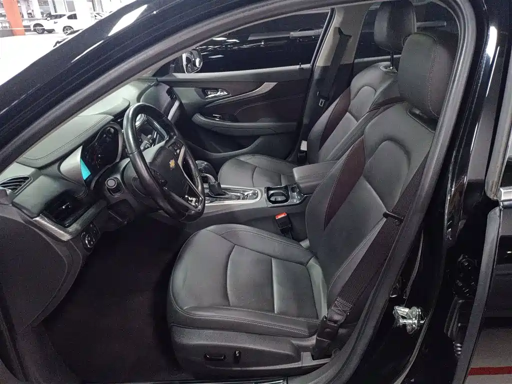 Chevrolet Malibu 2018 530T Automatic Luxury Edition фото 7