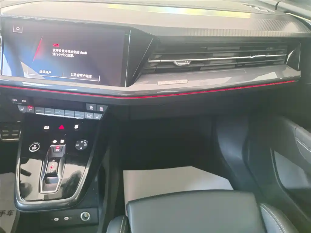 Audi Q4 e-tron 2024 40 e-tron Creation Edition фото 6