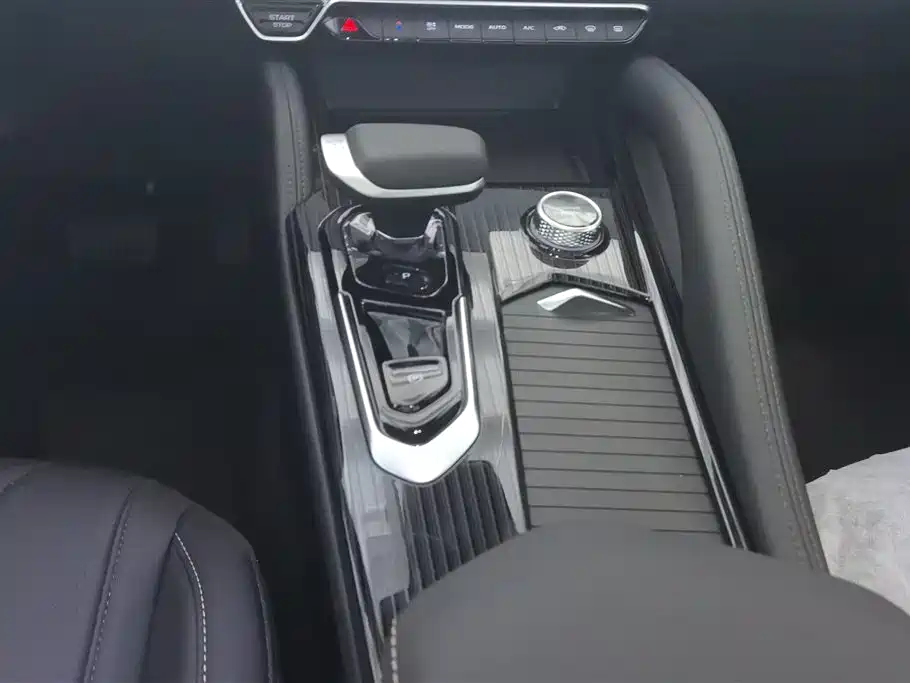 GEELY AUTOMOBILE XINGYUE L