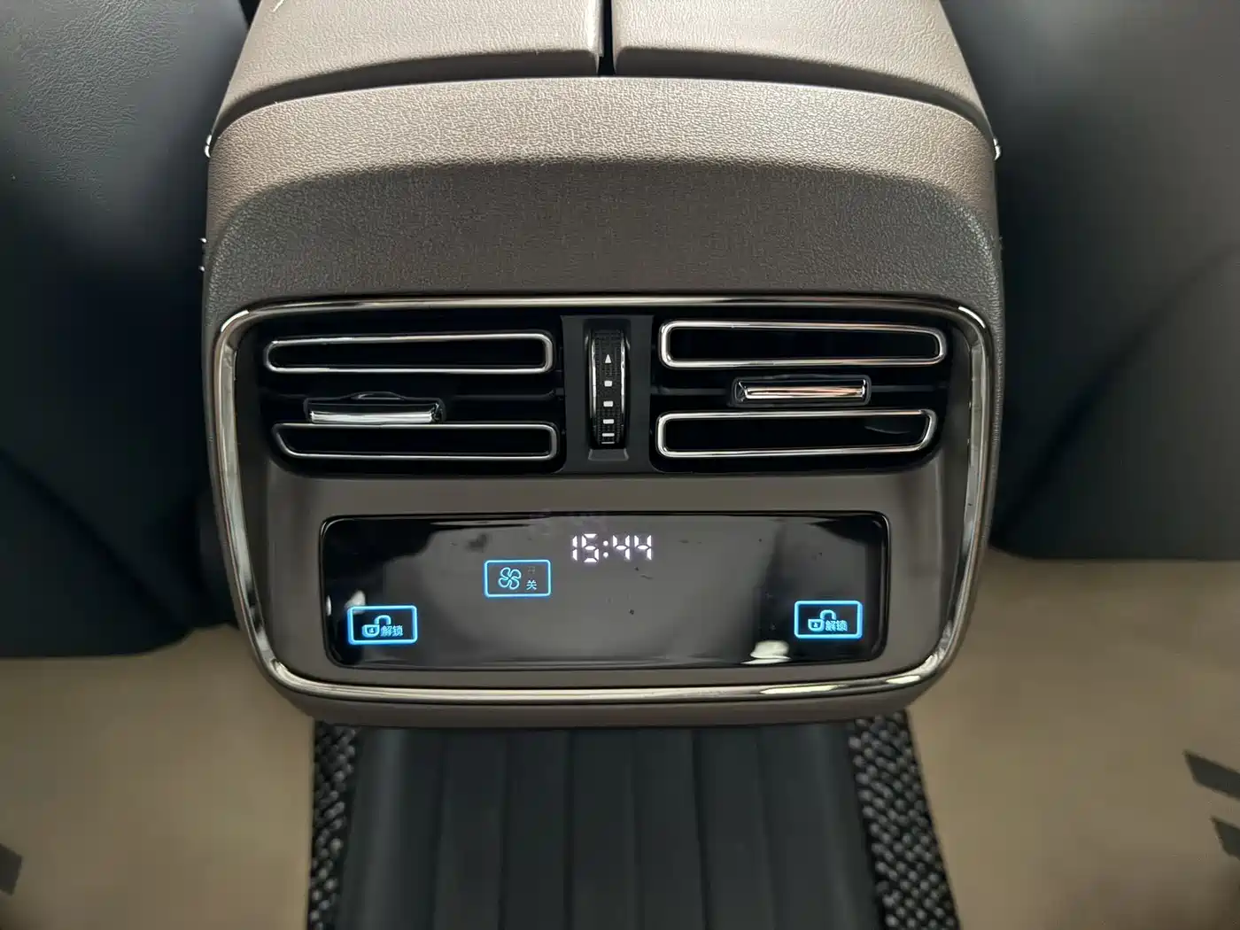 BYD Han 2022 EV Genesis Edition 715KM FWD Flagship фото 10