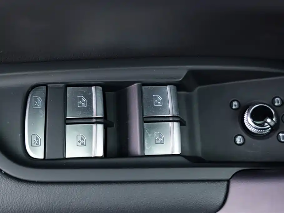 Audi Q5L 2023 40T Luxury Dynamic фото 17