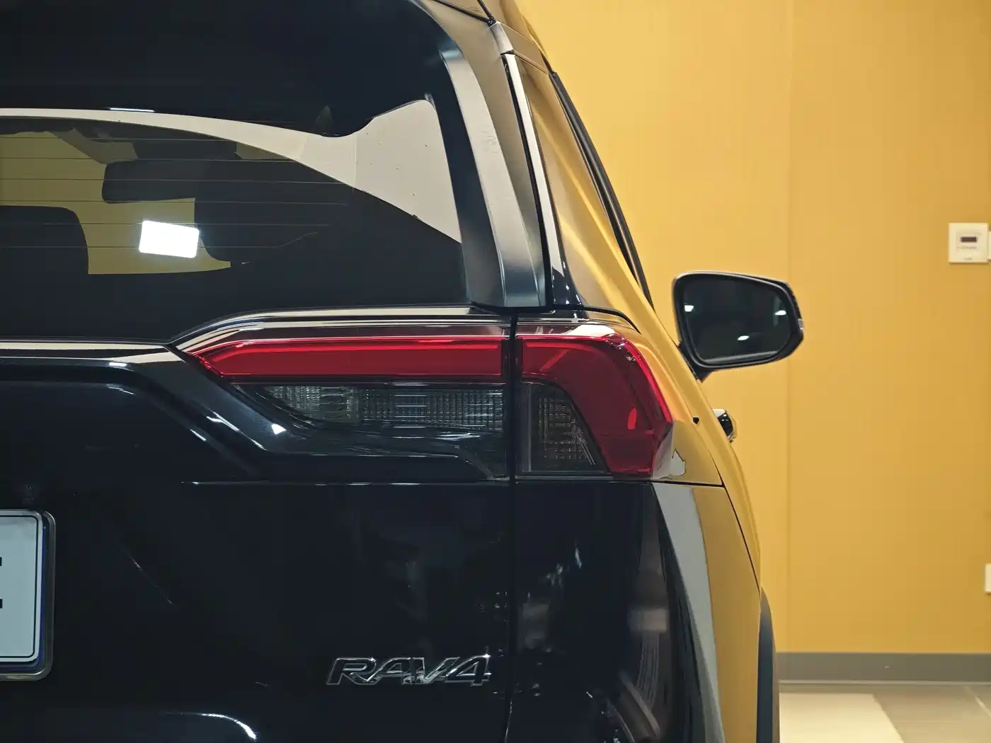 Toyota RAV4 Rongfang 2020 2.0L CVT 2WD Trend Edition фото 26