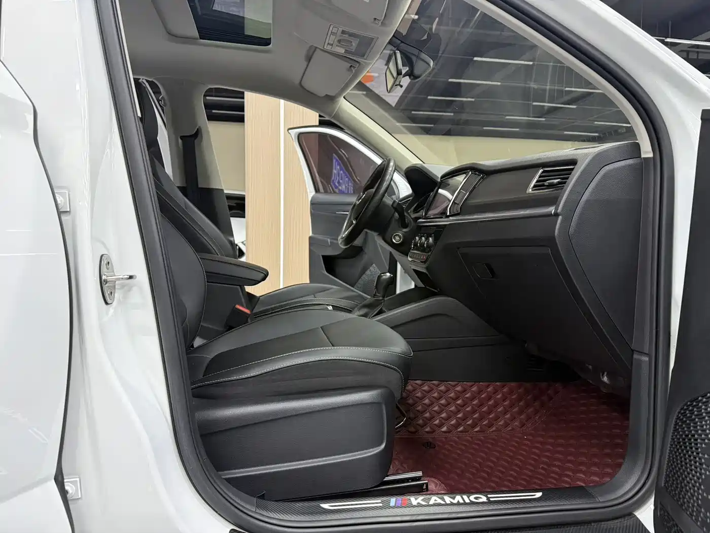 Škoda Kamiq 2023 Facelift 1.5L Auto Comfort Edition фото 13