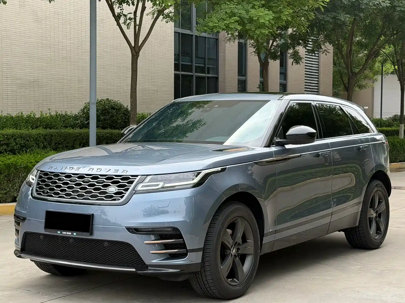 Land Rover Range Rover Velar 2019 250PS R-DYNAMIC S фото 2