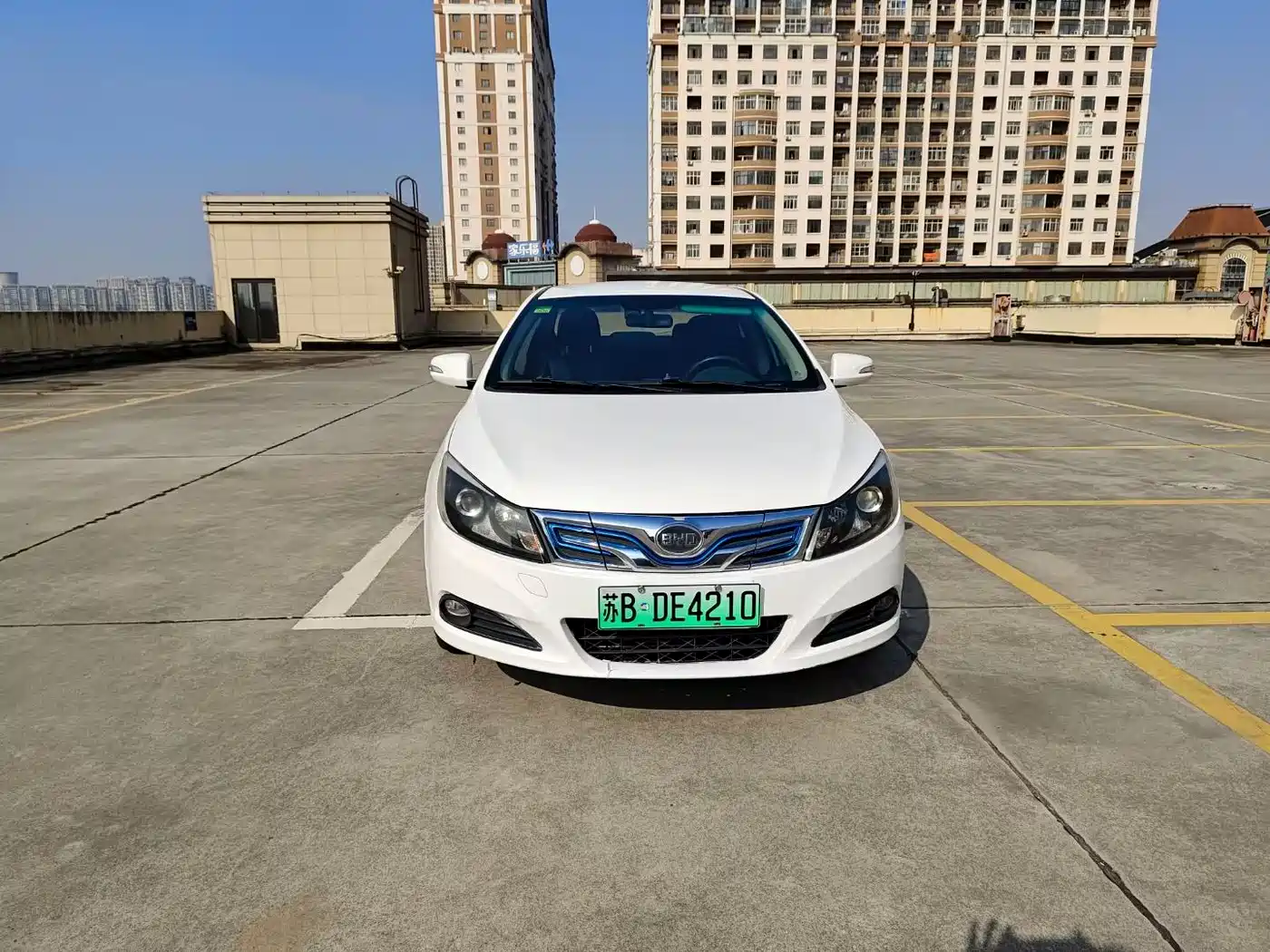 BYD E5