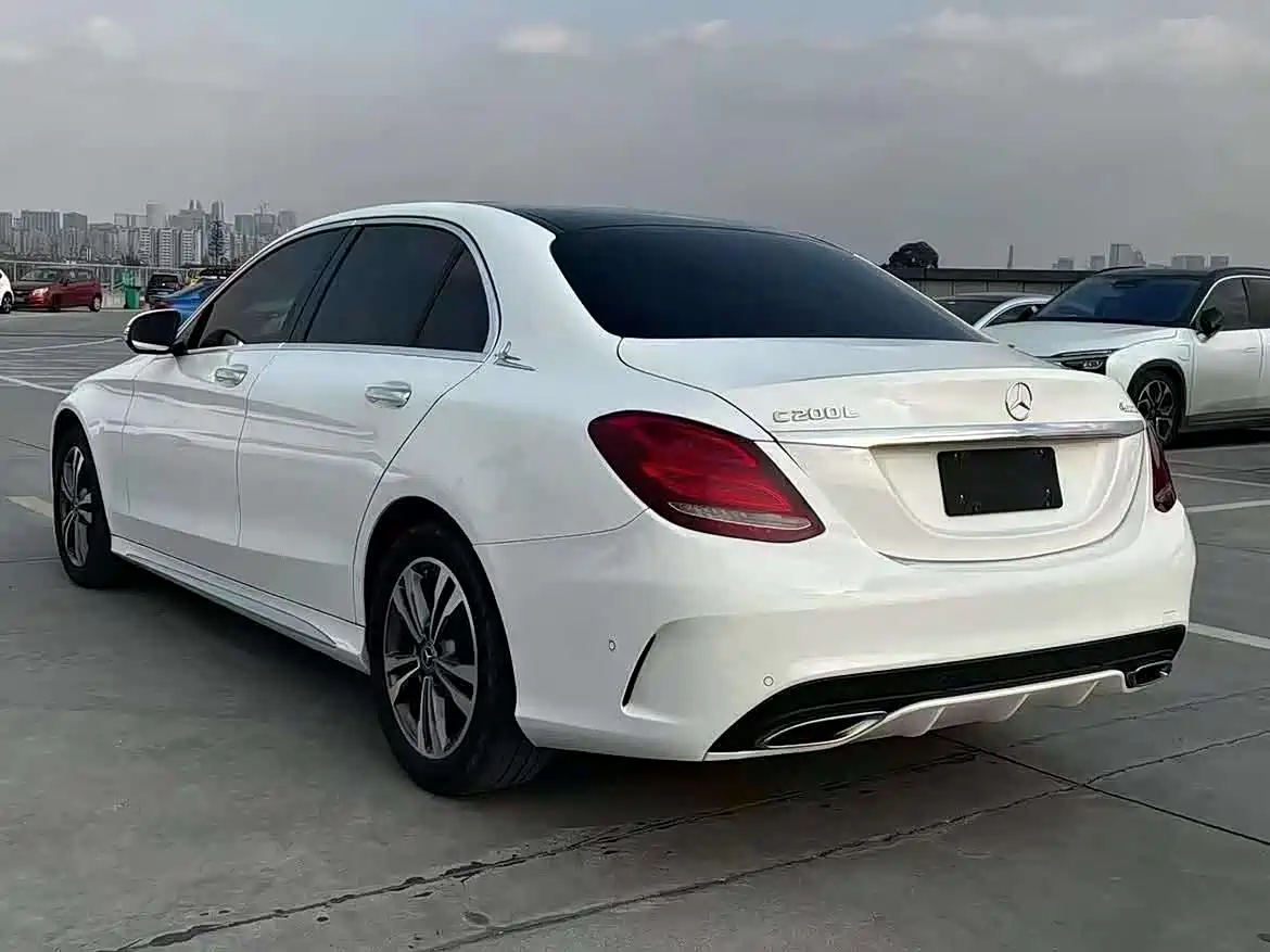 Mercedes-Benz C-Class 2018 C 200 L Sport Edition фото 13