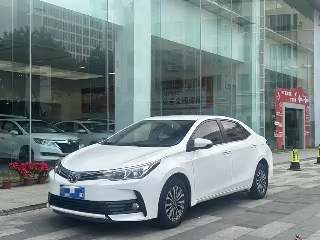 TOYOTA COROLLA