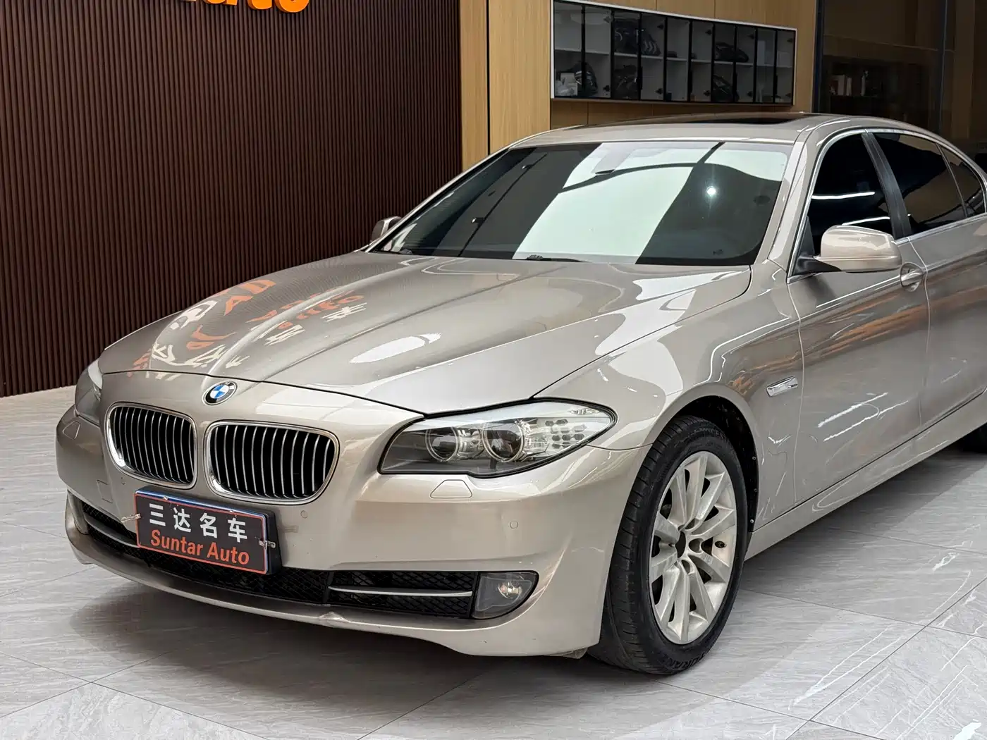 BMW 5 Series 2013 530Li Luxury фото 9