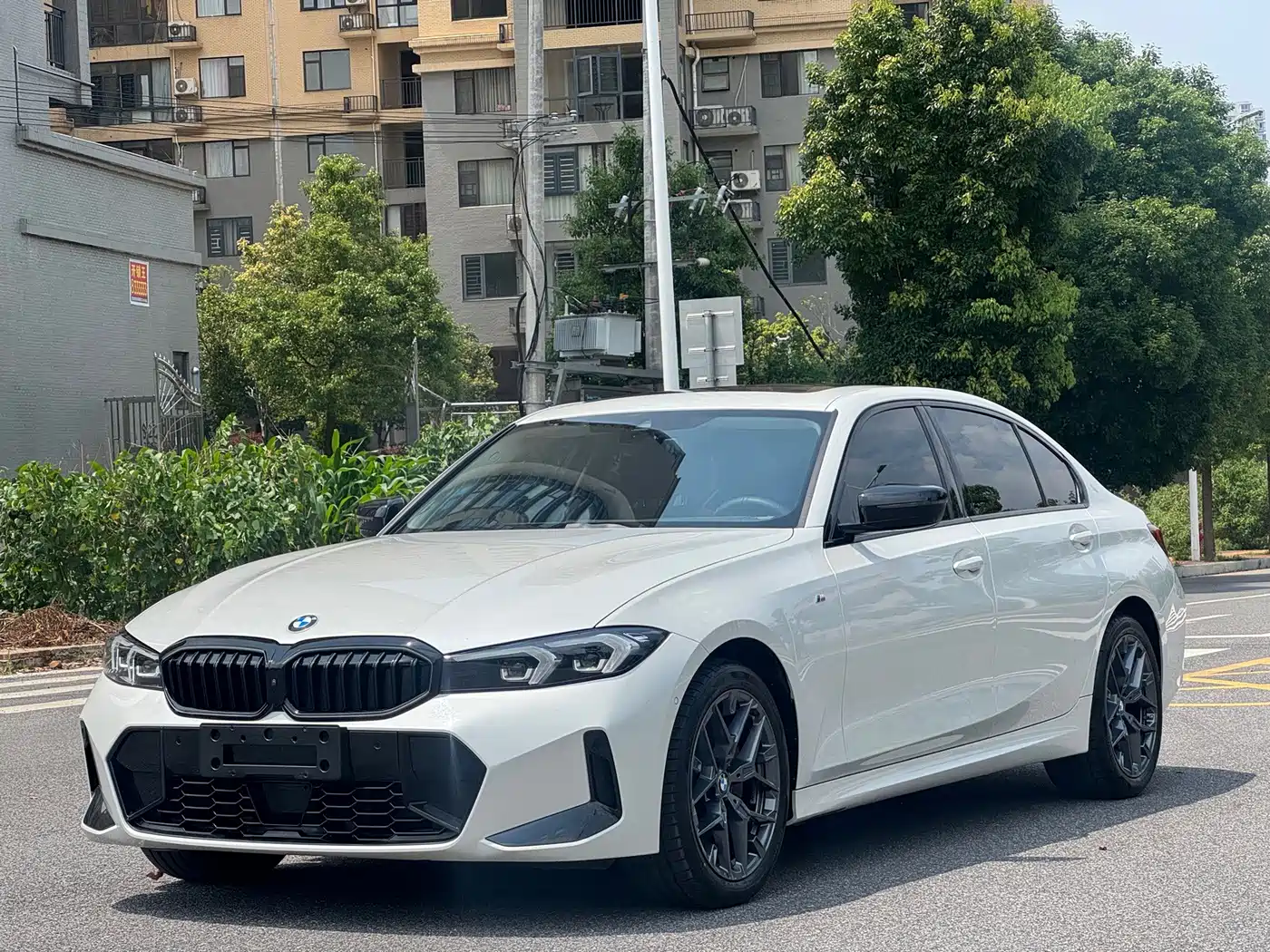 Фото 1 - BMW 3 Series
