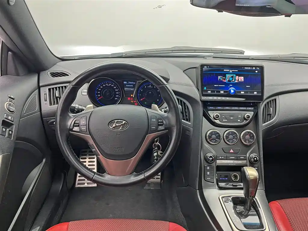 Hyundai Genesis Coupe 2014 2012 2.0T Automatic Elegant Edition