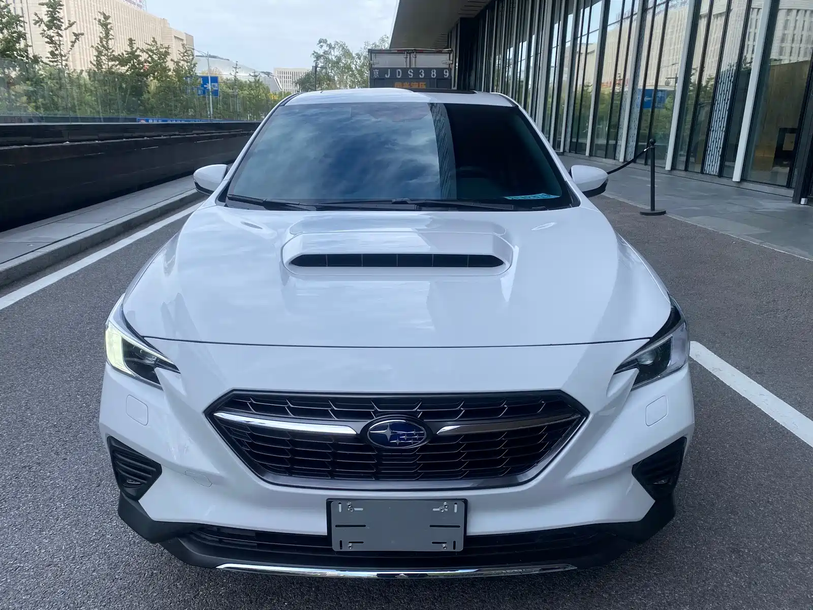 Фото 7 - Subaru WRX