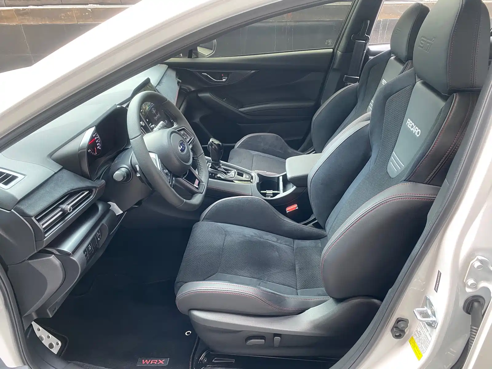 Фото 20 - Subaru WRX