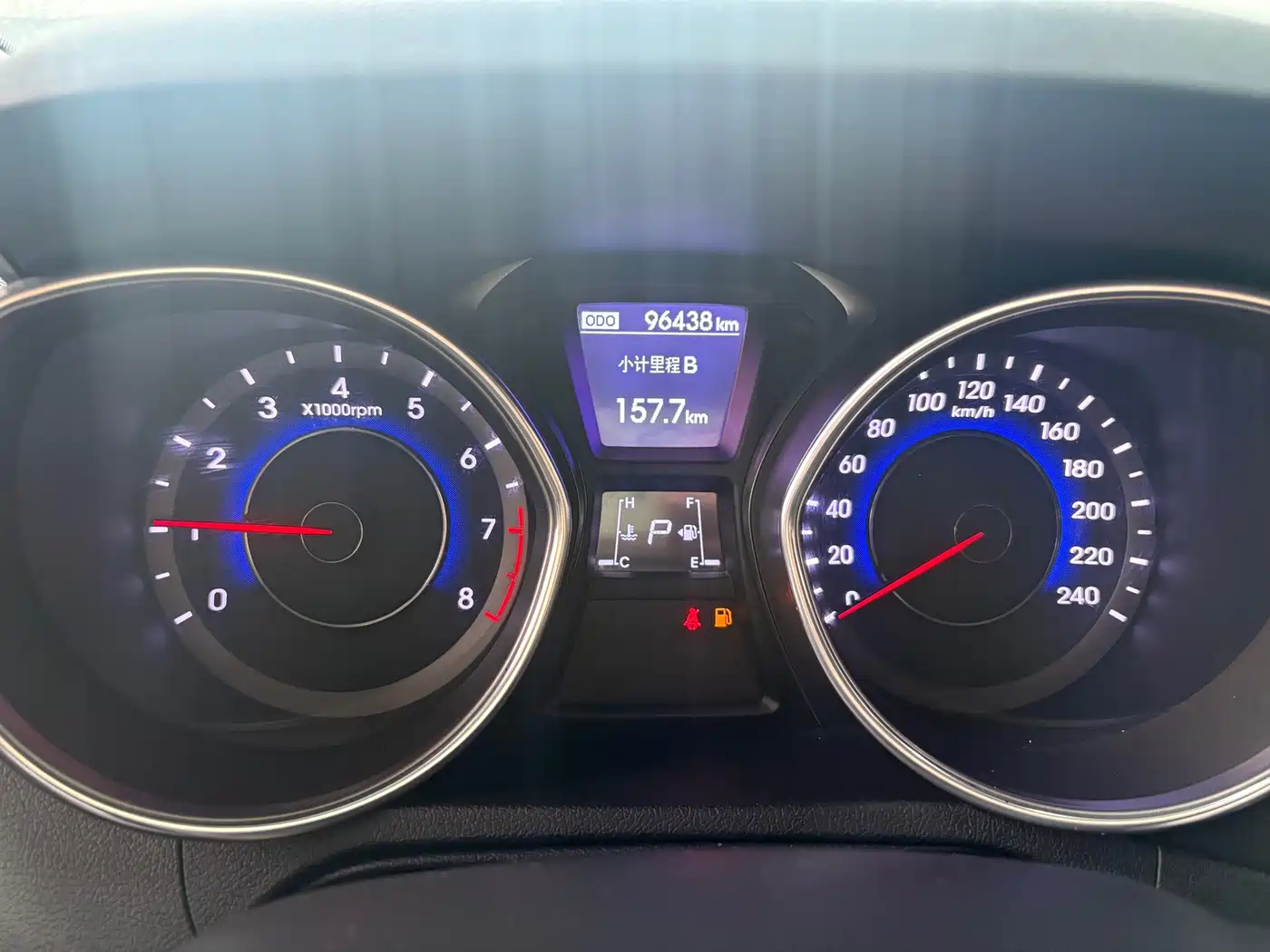 Hyundai Langdong 2013 1.6L Automatic Leading фото 5