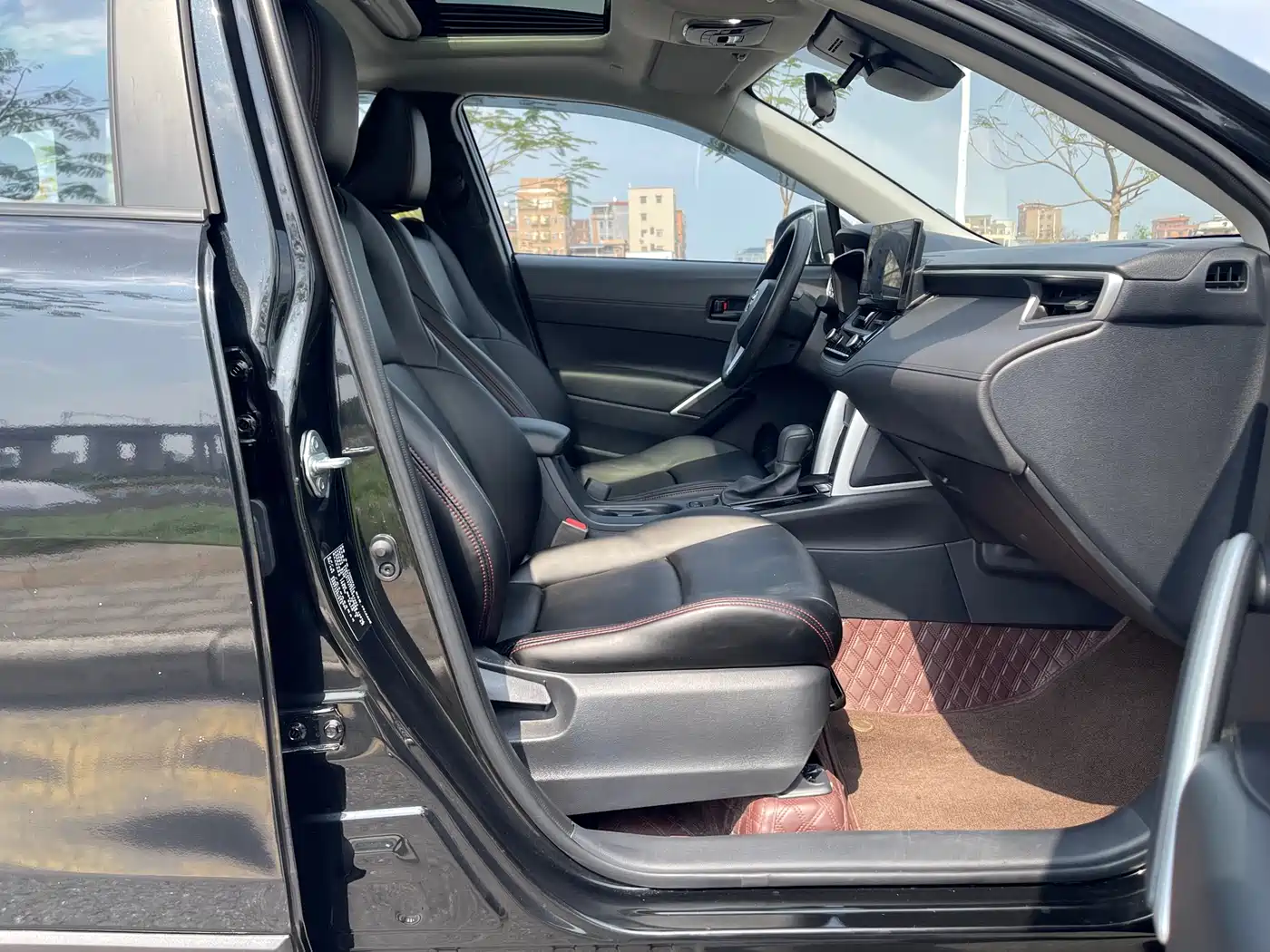 Toyota Frontlander 2024 2.0L Smart Hybrid Dual Engine Leading Edition фото 10