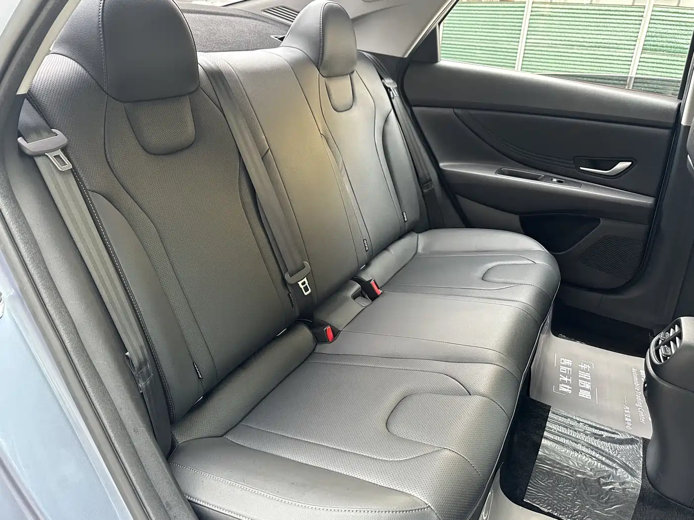 Hyundai Elantra 2023 Model 1.5L CVT LUX Premium Edition фото 10