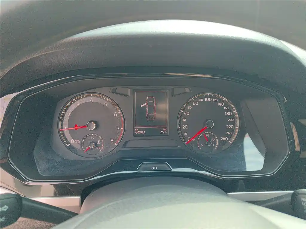 Volkswagen Bora 2019 1.5L Auto Fashion Model фото 12