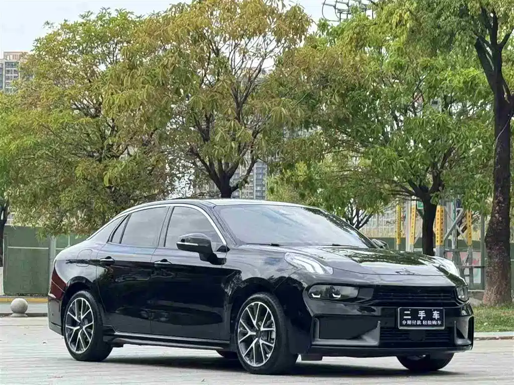 Lynk & Co 03 2021 2.0TD Auto Jin Champion Edition фото 3