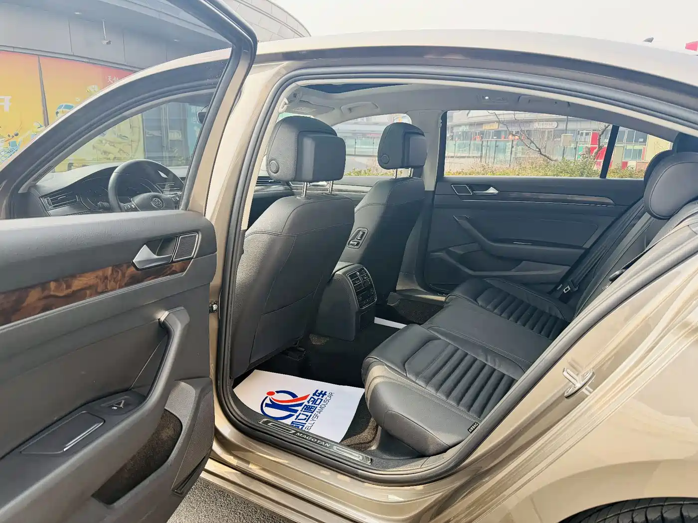 Volkswagen Magotan 2019 330TSI DSG Luxury Class China VI фото 6