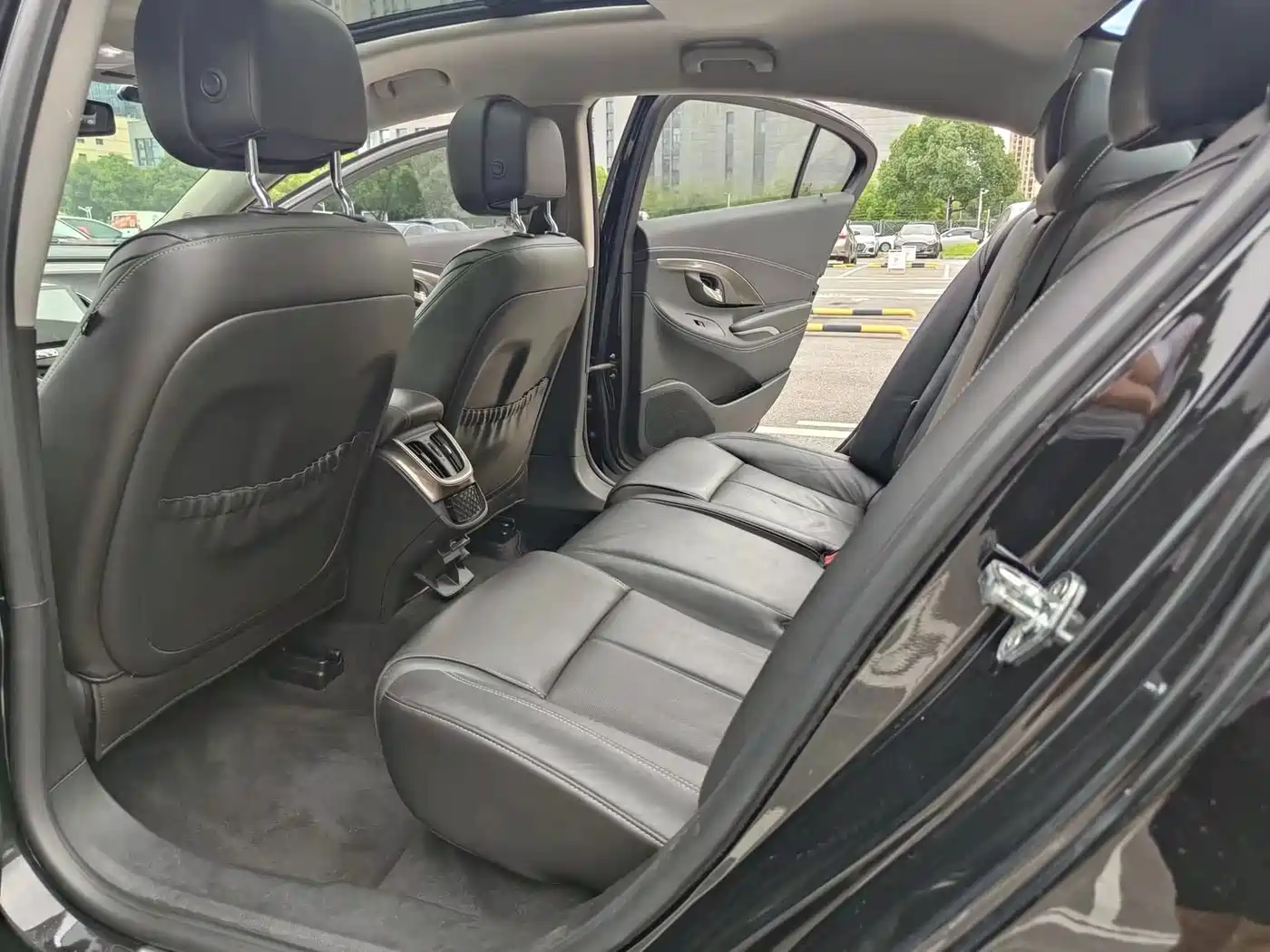 Фото 11 - Buick LaCrosse