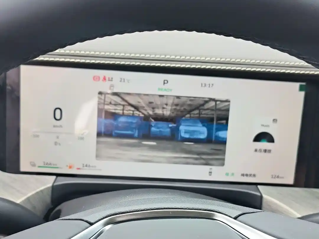 Tank 500 EV 2026 Hi4-Z Smart Edition фото 12
