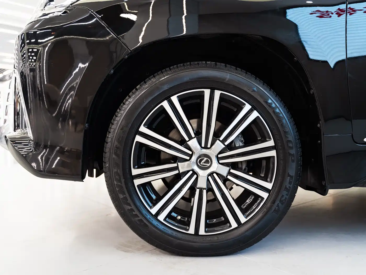 Lexus LX 2019 570 Prestige Luxury Edition фото 8