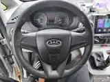 Photo 3 - JAC Refine M3