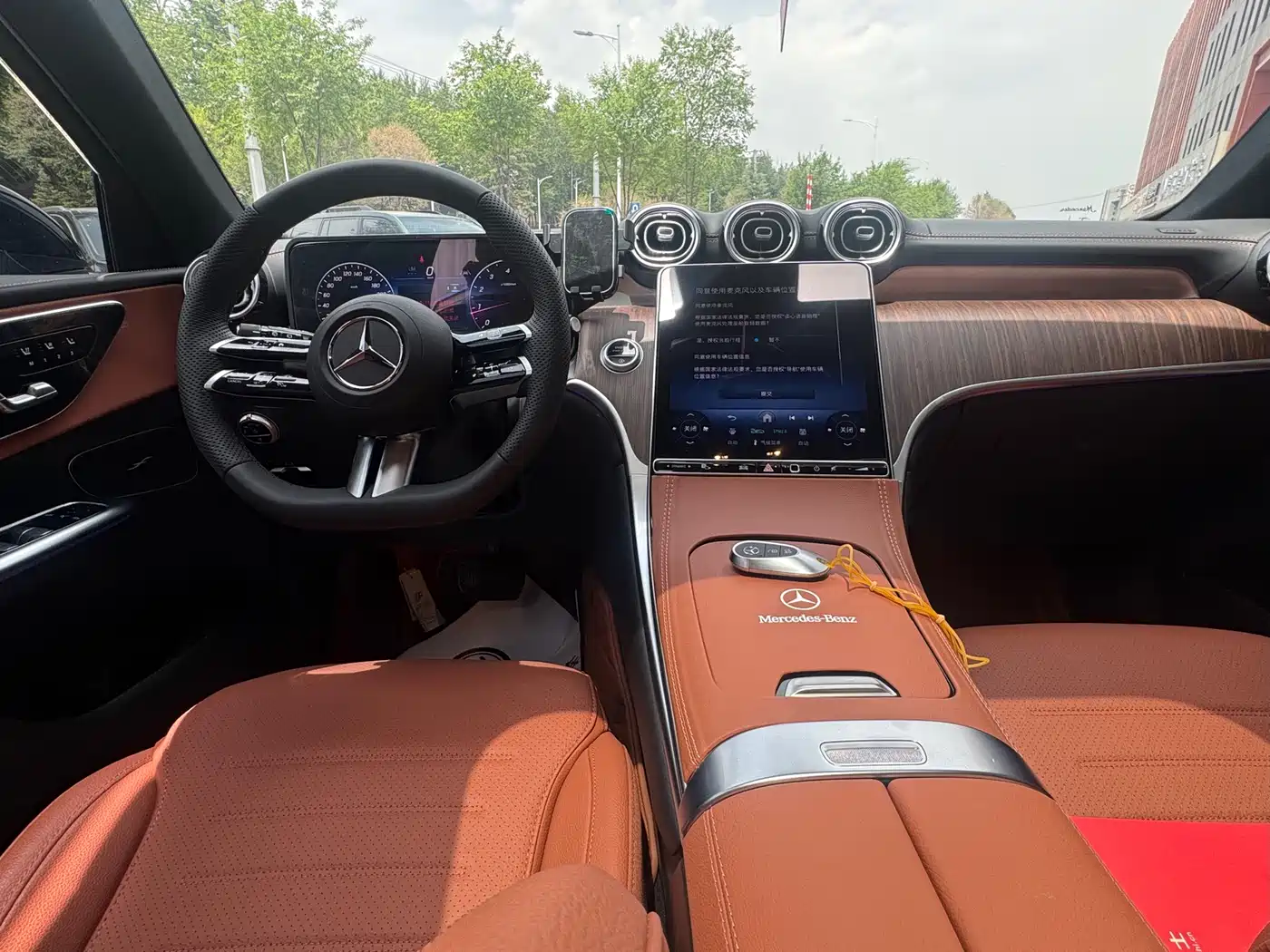 Mercedes-Benz GLC 2025 GLC 300 L 4MATIC Dynamic 5-seater фото 11