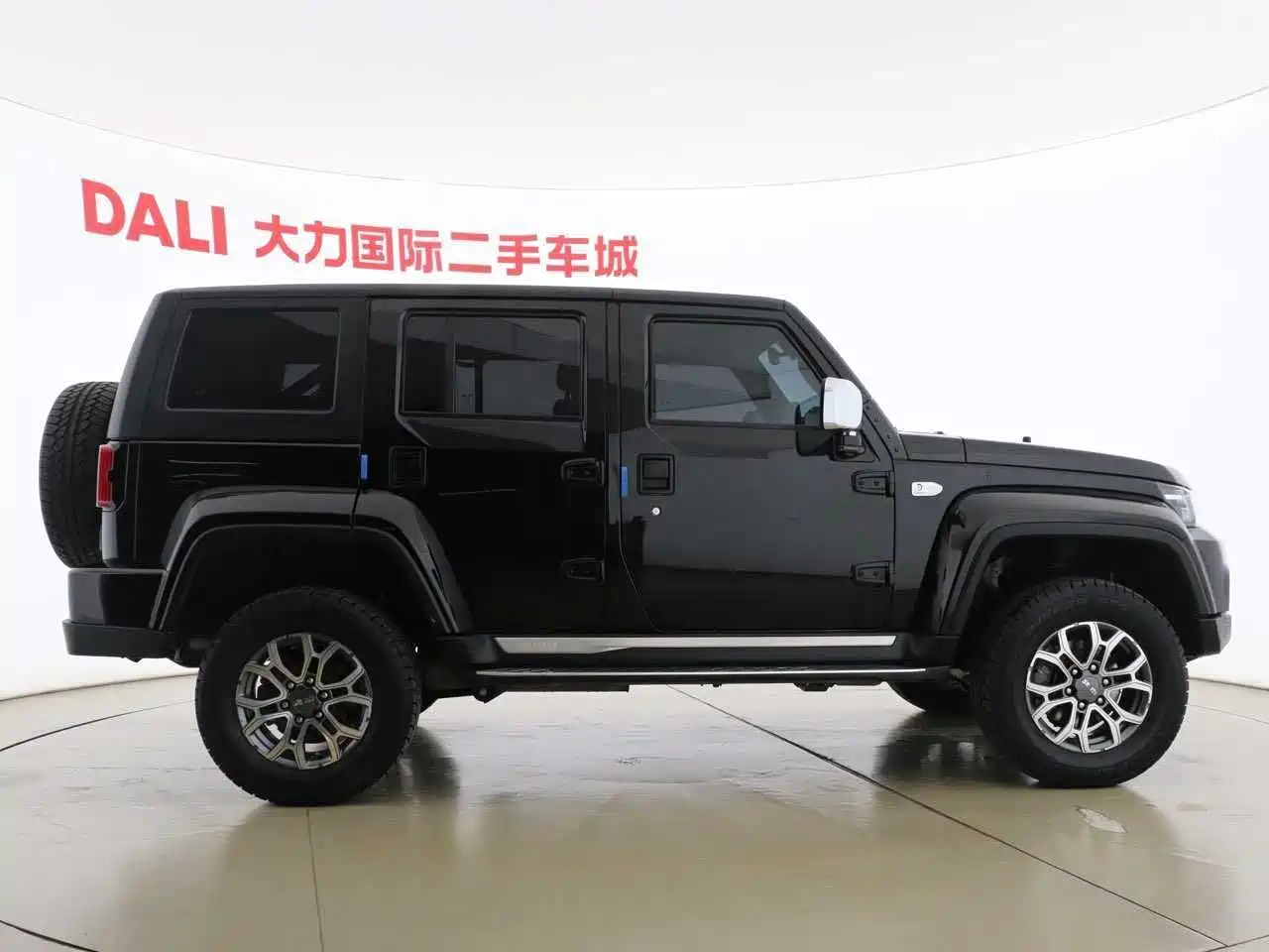 BAIC ORV Beijing Offroad BJ40 2023 2.0T Auto 4WD Urban Hunter Knight Edition фото 13