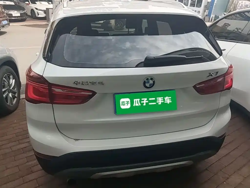 BMW X1 2016 sDrive18Li Luxury Model фото 6