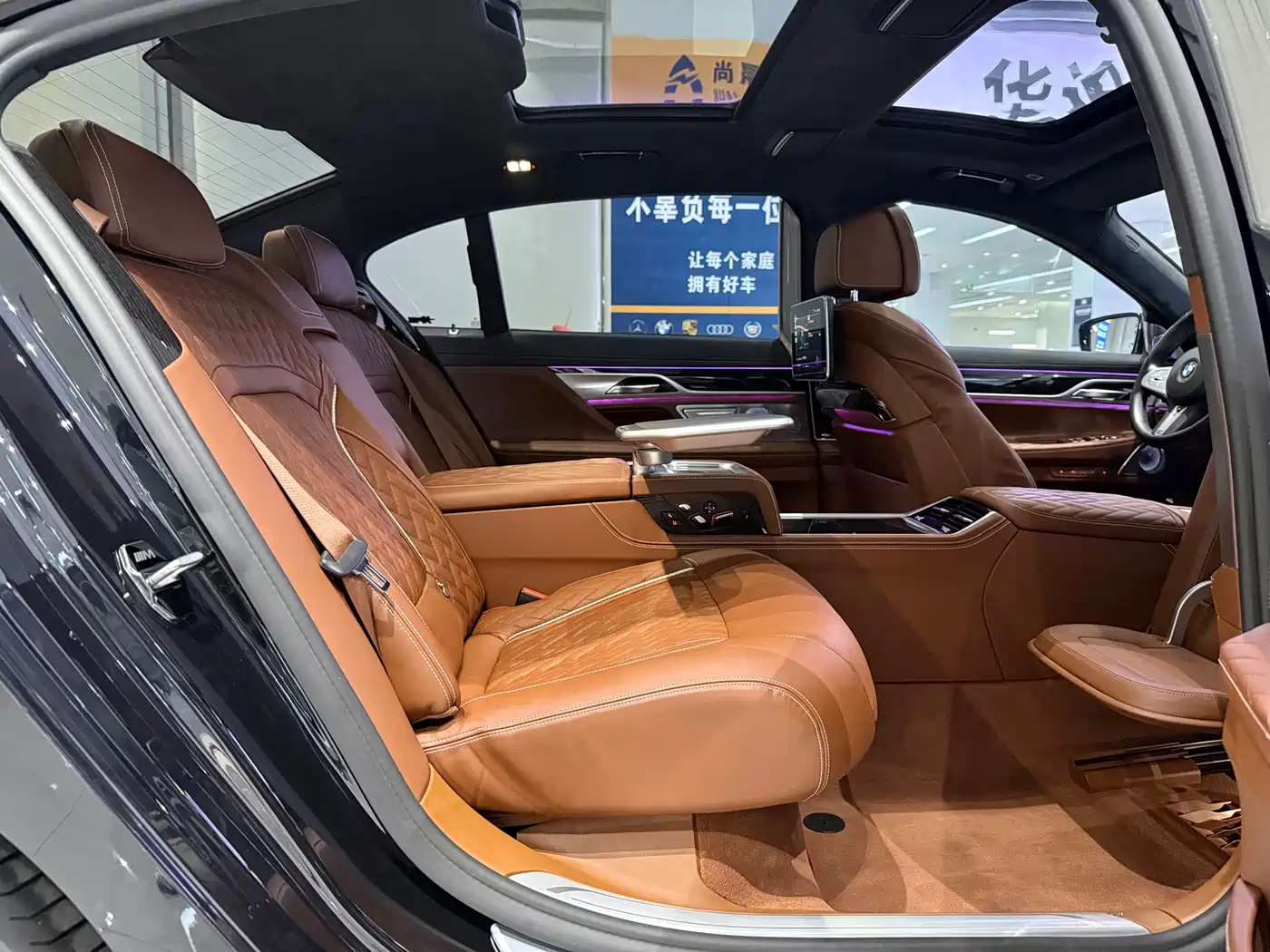 BMW 7 Series 2019 Facelift M760Li xDrive V12 Sport Package фото 10
