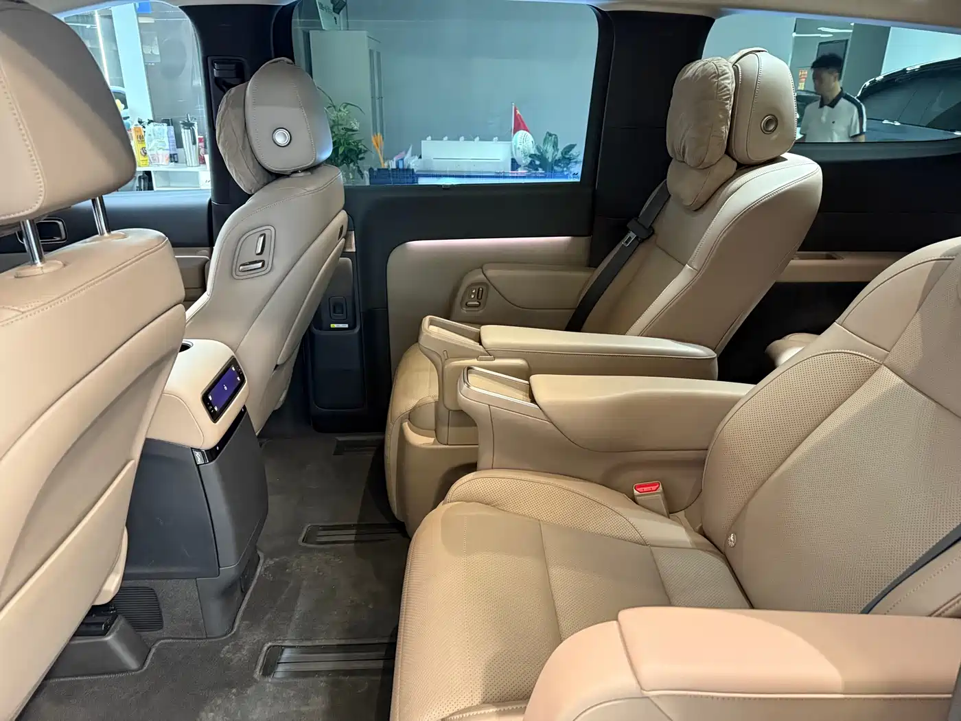 Li Auto MEGA 2025 2025 Ultra Smart Renewal Edition