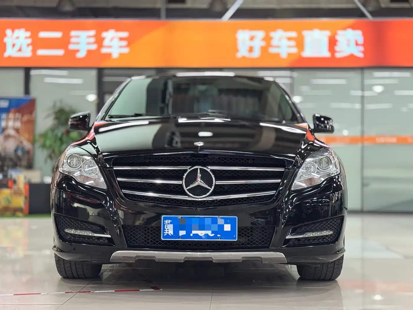 Mercedes-Benz R-Class 2017 R 320 4MATIC Business Collector's Edition фото 2