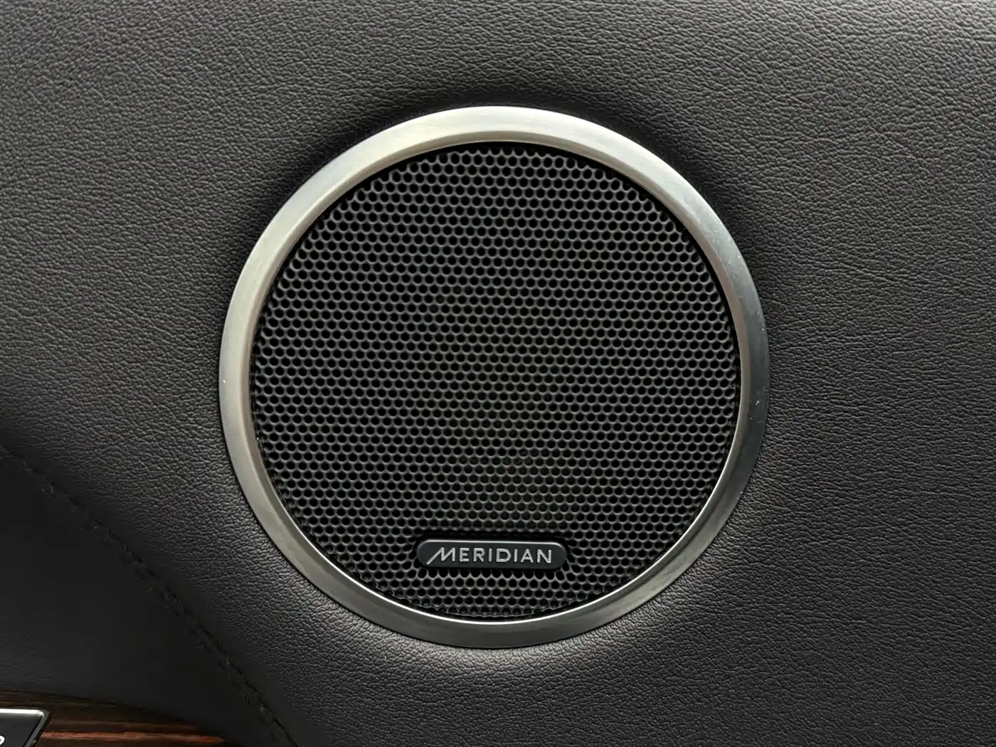 Land Rover Range Rover фото 19