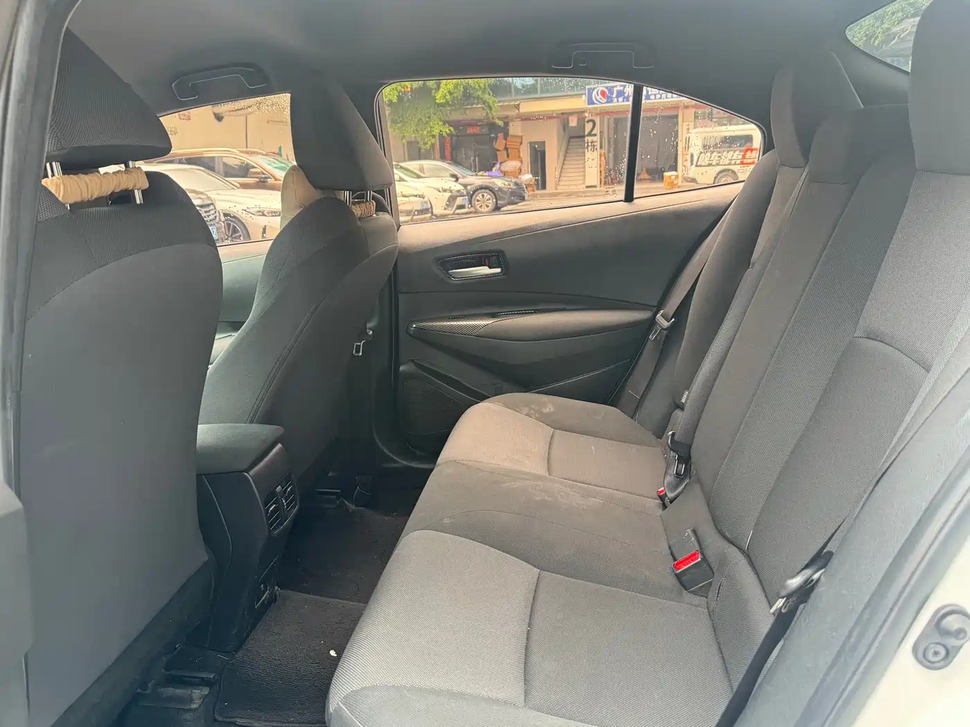 Toyota Levin 2021 Dual Engine 1.8H E-CVT Progressive Edition фото 6
