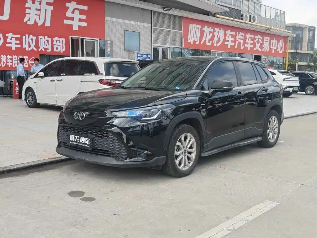 Photo 1 - Toyota Frontlander