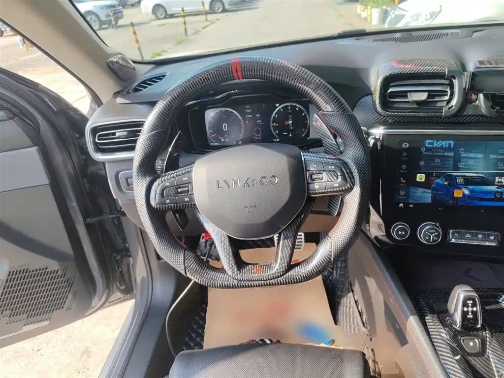 Lynk & Co 02 2018 1.5T DCT 2WD Power Pro Edition China V фото 11