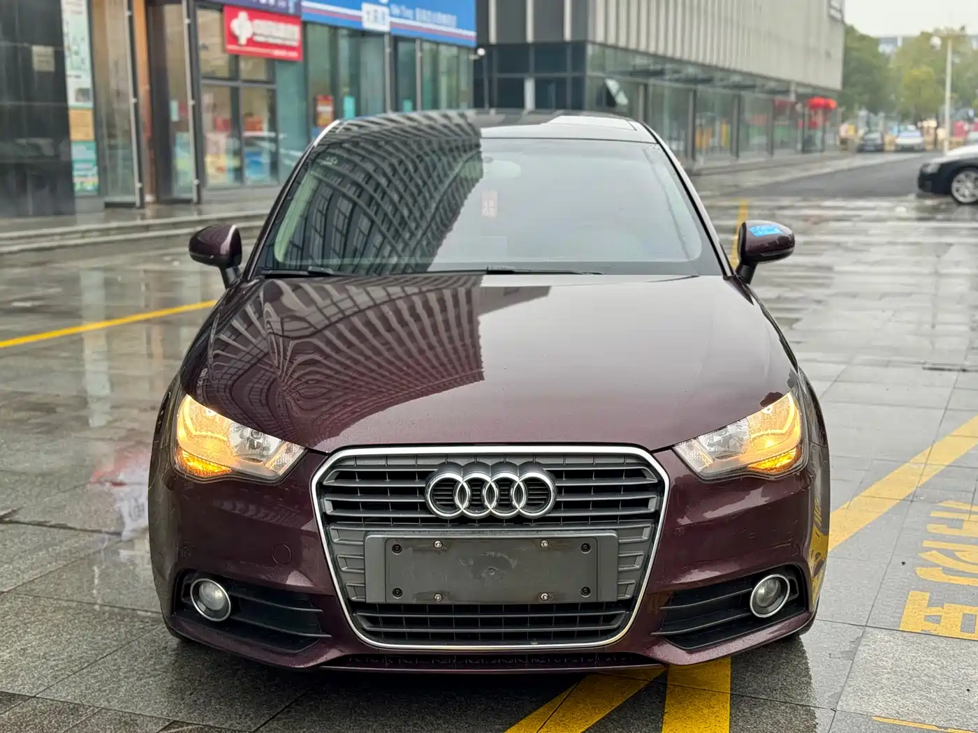 Audi A1 2013 Model 30 TFSI Sportback Ego фото 4