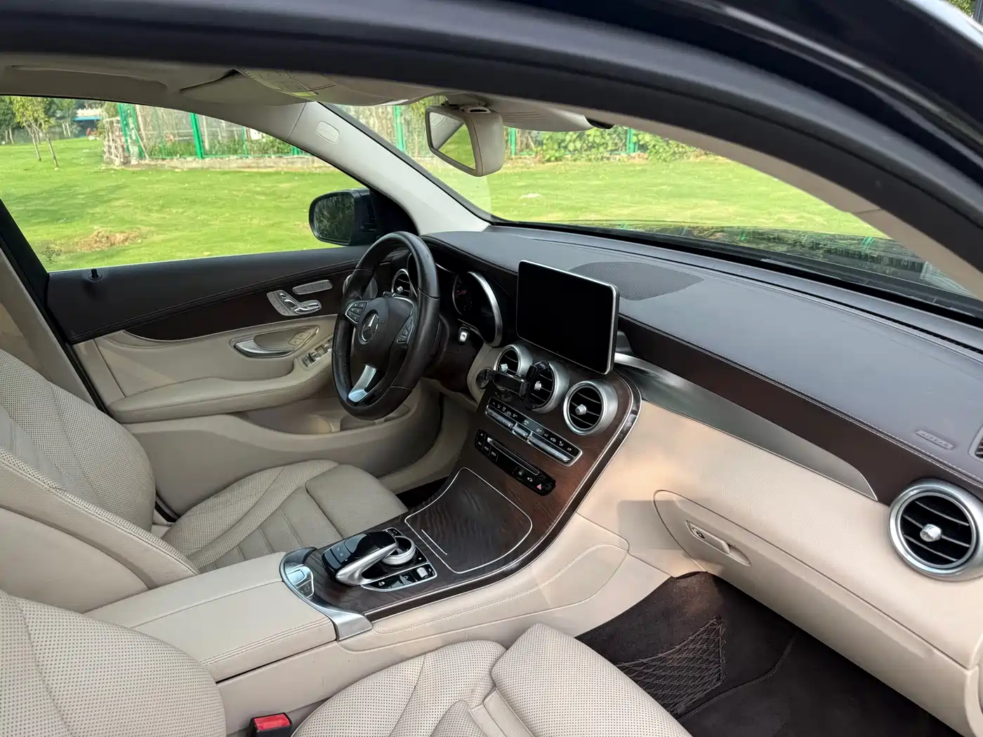 Фото 13 - Mercedes-Benz GLC